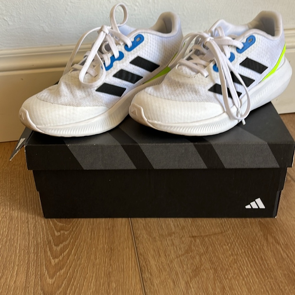 Adidas Tennis Sneakers Girls